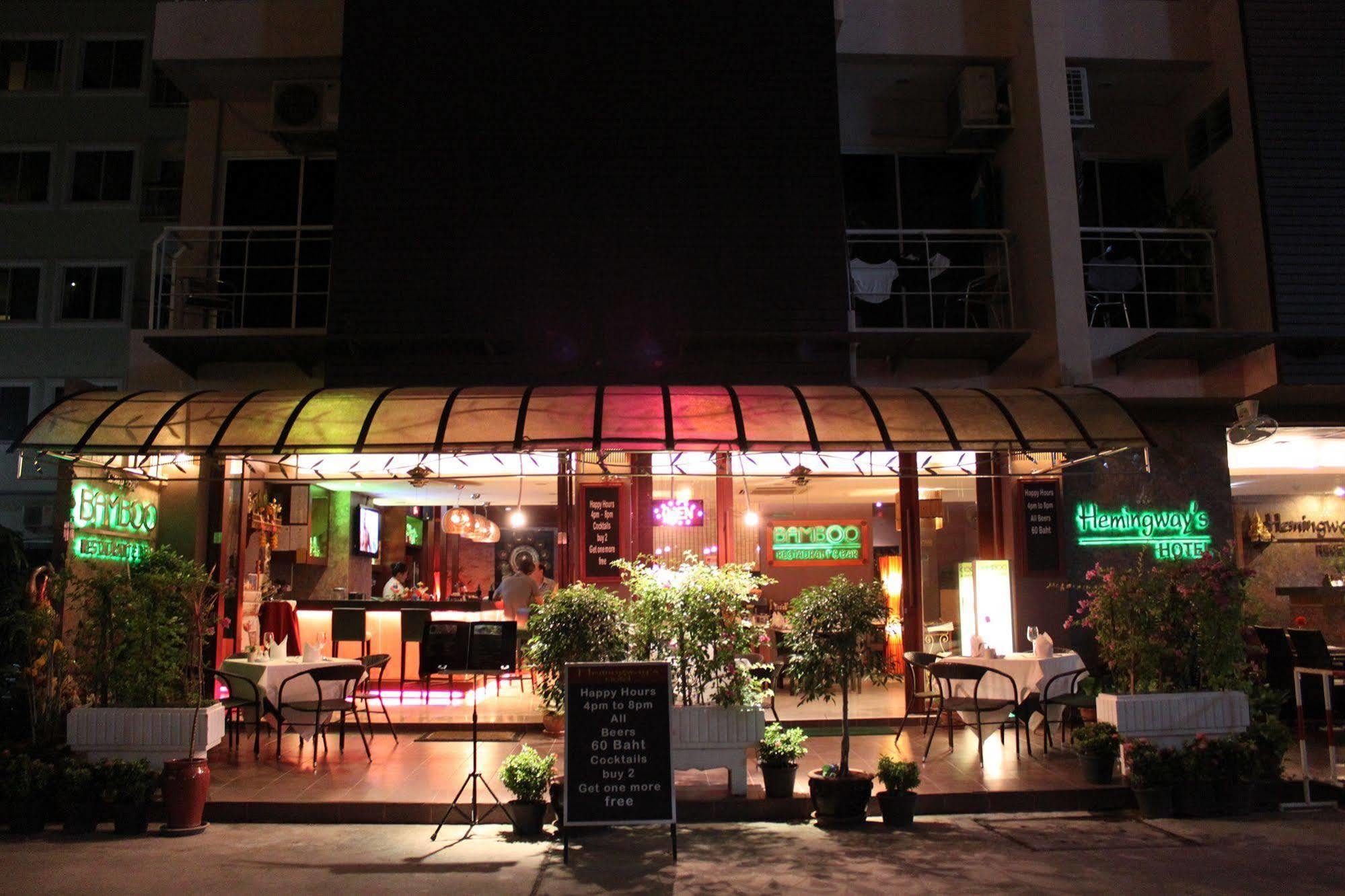 Hemingway'S Hotel Patong Exteriör bild
